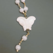 Carica l'immagine nel visualizzatore di Gallery, Collana con Pietre Naturali e ciondolo Quarzo Milk - Orecchini Abbinati | modello "Carrara" - EclipseArtGallery Gioielli