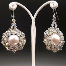 Carica l'immagine nel visualizzatore di Gallery, Orecchini da cerimonia eleganti con perla bianca