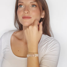 Carica l'immagine nel visualizzatore di Gallery, Braccialetti con telaio realizzato con perline giapponesi