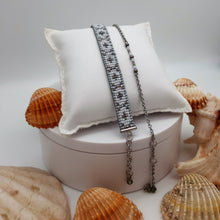 Carica l'immagine nel visualizzatore di Gallery, Bracciale "Lumi Relax" realizzato al telaio con delicato braccialetto abbinato