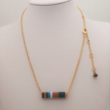 Carica l'immagine nel visualizzatore di Gallery, Parure di Orecchini e Collana a girocollo con ciondolo di perline "Lumi Gioia a colori"