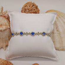Carica l'immagine nel visualizzatore di Gallery, Braccialetti di moda "Al metro" fatti a mano con cristalli