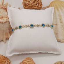 Carica l'immagine nel visualizzatore di Gallery, Bracciali "Al metro" fatti a mano turchese