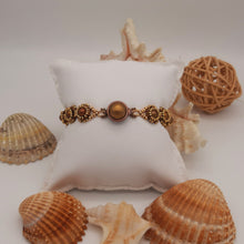 Carica l'immagine nel visualizzatore di Gallery, bracciale di perle di vetro di Boemia oro